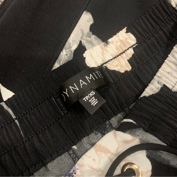 Dynamite Sacha Floral Drawstring Pants - Picture 2 of 5